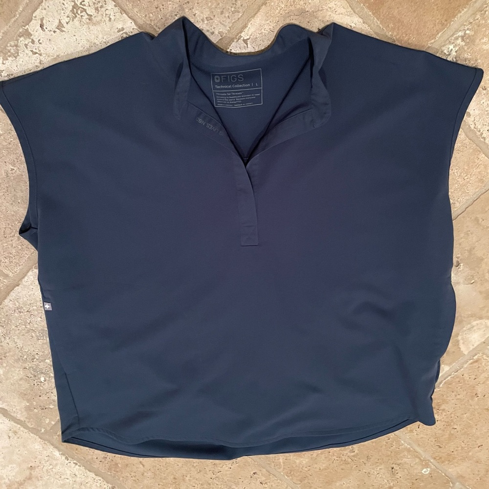 Figs Dark Harbour, Rafaela Large Top